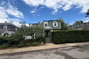 44 Everett St, Newport, RI 02840 - Photo 1