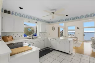 28 Arrow Wood Trail, South Kingstown, RI 02879 - Photo 13