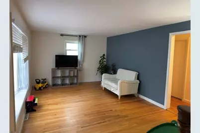 40 Pettis Drive, Warwick, RI 02889 - Photo 3