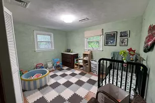 40 Pettis Dr, Warwick, RI 02889 - Photo 15