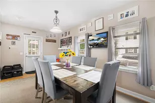 56 Cottage St, Warwick, RI 02886 - Photo 7