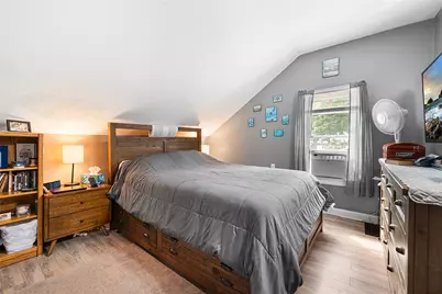 56 Cottage Street, Warwick, RI 02886 - Photo 15