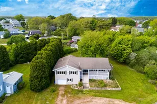 84 E Shore Rd, Narragansett, RI 02882 - Photo 3