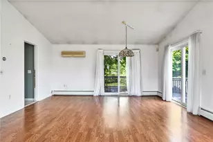 84 E Shore Rd, Narragansett, RI 02882 - Photo 19