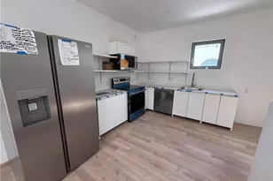 536 Smith St, Providence, RI 02908 - Photo 3