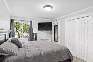 131 Fordson Ave, Cranston, RI 02910 - Photo 15
