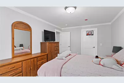 131 Fordson Avenue #4, Cranston, RI 02910 - Photo 17