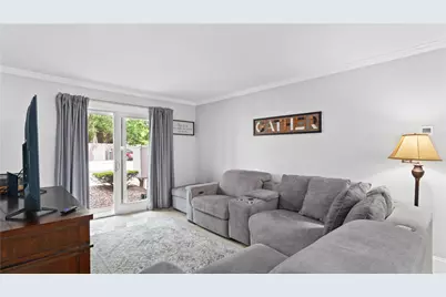 131 Fordson Avenue #4, Cranston, RI 02910 - Photo 9