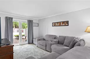 131 Fordson Ave, Cranston, RI 02910 - Photo 9