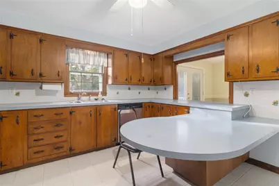 350 Essex Road, North Kingstown, RI 02852 - Photo 5