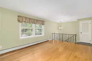350 Essex Rd, North Kingstown, RI 02852 - Photo 9
