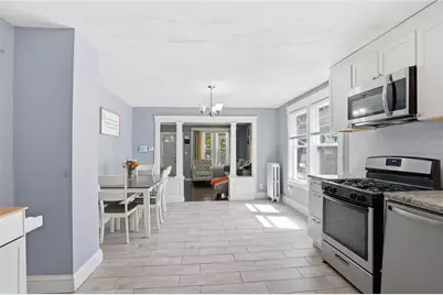 132 Roger Williams Avenue, Providence, RI 02907 - Photo 11