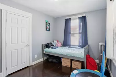 132 Roger Williams Avenue, Providence, RI 02907 - Photo 23