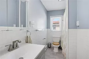 132 Roger Williams Ave, Providence, RI 02907 - Photo 27
