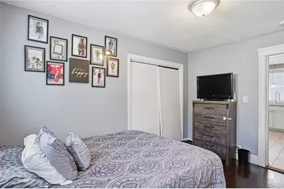 132 Roger Williams Avenue, Providence, RI 02907 - Photo 33
