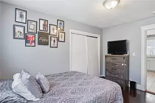 132 Roger Williams Ave, Providence, RI 02907 - Photo 33