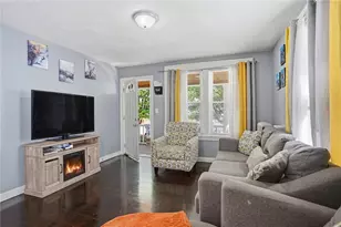 132 Roger Williams Ave, Providence, RI 02907 - Photo 13