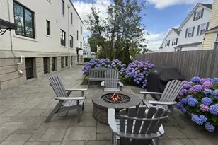 2 Eastnor Rd, Newport, RI 02840 - Photo 19