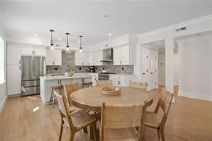 2 Eastnor Rd, Newport, RI 02840 - Photo 3