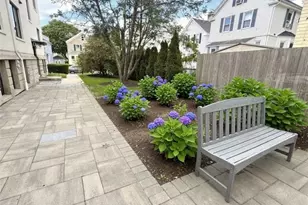 2 Eastnor Rd, Newport, RI 02840 - Photo 23