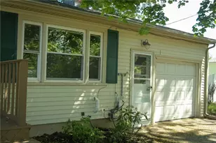23 Perkins St, Warwick, RI 02886 - Photo 7