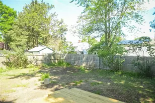23 Perkins St, Warwick, RI 02886 - Photo 13