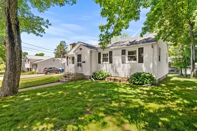 10 Craigie Street, North Providence, RI 02911 - Photo 31