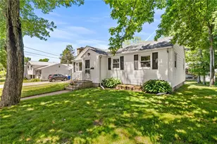 10 Craigie St, North Providence, RI 02911 - Photo 31