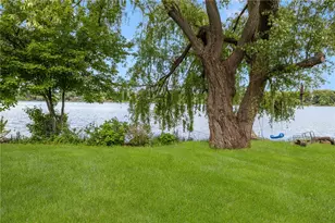432 Lake Shore Dr, Warwick, RI 02889 - Photo 15