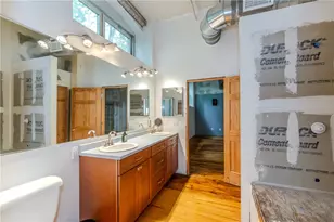 404 Roosevelt Ave, Central Falls, RI 02863 - Photo 25