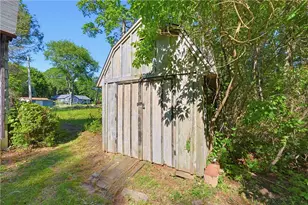 22A Bridgetown Rd, Narragansett, RI 02882 - Photo 33