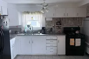 326 Sharon St, Providence, RI 02908 - Photo 7