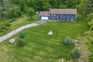 7 Fox Ridge Dr, Richmond, RI 02898 - Photo 3
