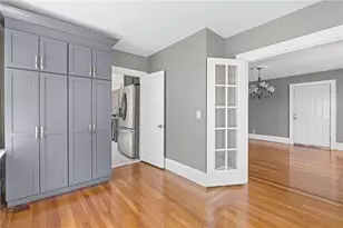 2915 Post Rd, Warwick, RI 02886 - Photo 15