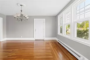 2915 Post Rd, Warwick, RI 02886 - Photo 9