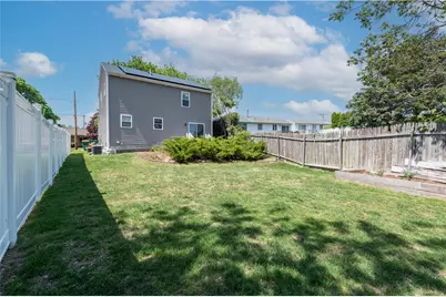 100 East View Avenue, Cranston, RI 02920 - Photo 41