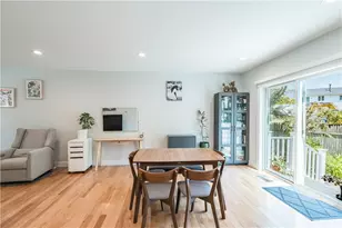 100 E View Ave, Cranston, RI 02920 - Photo 17