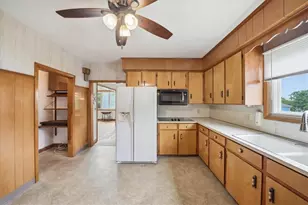 123 Oxford St, Cranston, RI 02920 - Photo 15