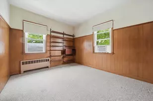 123 Oxford St, Cranston, RI 02920 - Photo 27