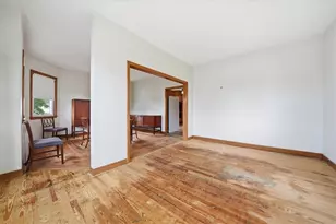 123 Oxford St, Cranston, RI 02920 - Photo 23