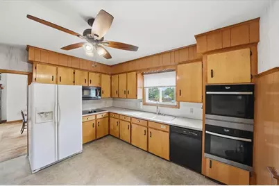 123 Oxford Street, Cranston, RI 02920 - Photo 17