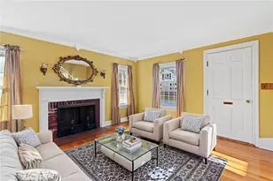 245 Hughes Ave, Pawtucket, RI 02861 - Photo 7