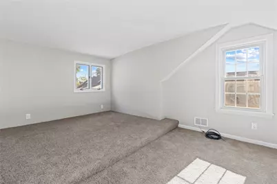 245 Hughes Avenue, Pawtucket, RI 02861 - Photo 23