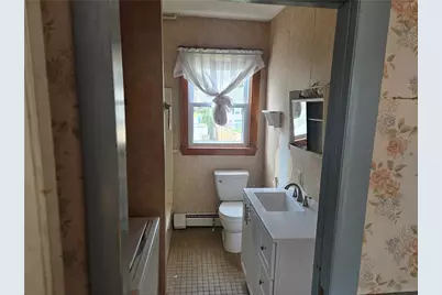 30 Cumberland Street, Cumberland, RI 02864 - Photo 9