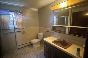 39 Locust St, Pawtucket, RI 02860 - Photo 13