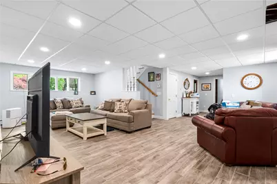 77 Pine Hill Avenue, Johnston, RI 02919 - Photo 15