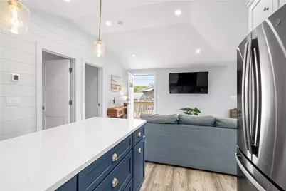 39 Edwards Avenue, South Kingstown, RI 02879 - Photo 15
