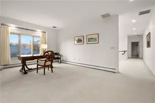 7 Oak Tree Ln, Cranston, RI 02920 - Photo 25