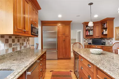 1 Pierce Court, Barrington, RI 02806 - Photo 9