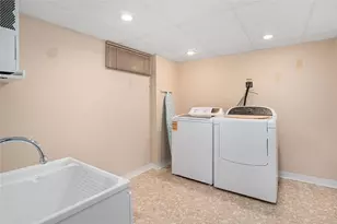 67 Plantation Dr, Cranston, RI 02920 - Photo 25